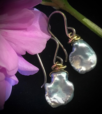 SR7-1Bl Antiqued Silver & Pale Blue Freshwater Pearl Earrings - Click Image to Close
